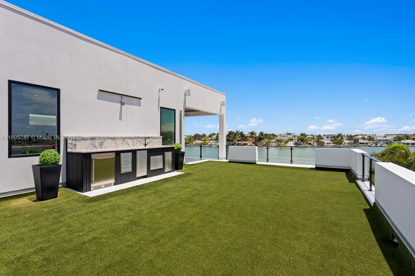 Real estate property located at 17059 Dolphin Dr, Pinellas, Redington Beach Homes 7th, Other City - In The State Of Florida, FL