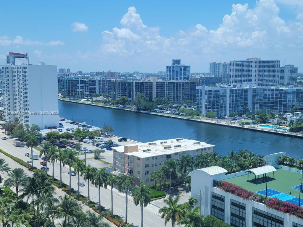Real estate property located at 2501 Ocean Dr #1634, Broward, Wave Condo, Hollywood, FL