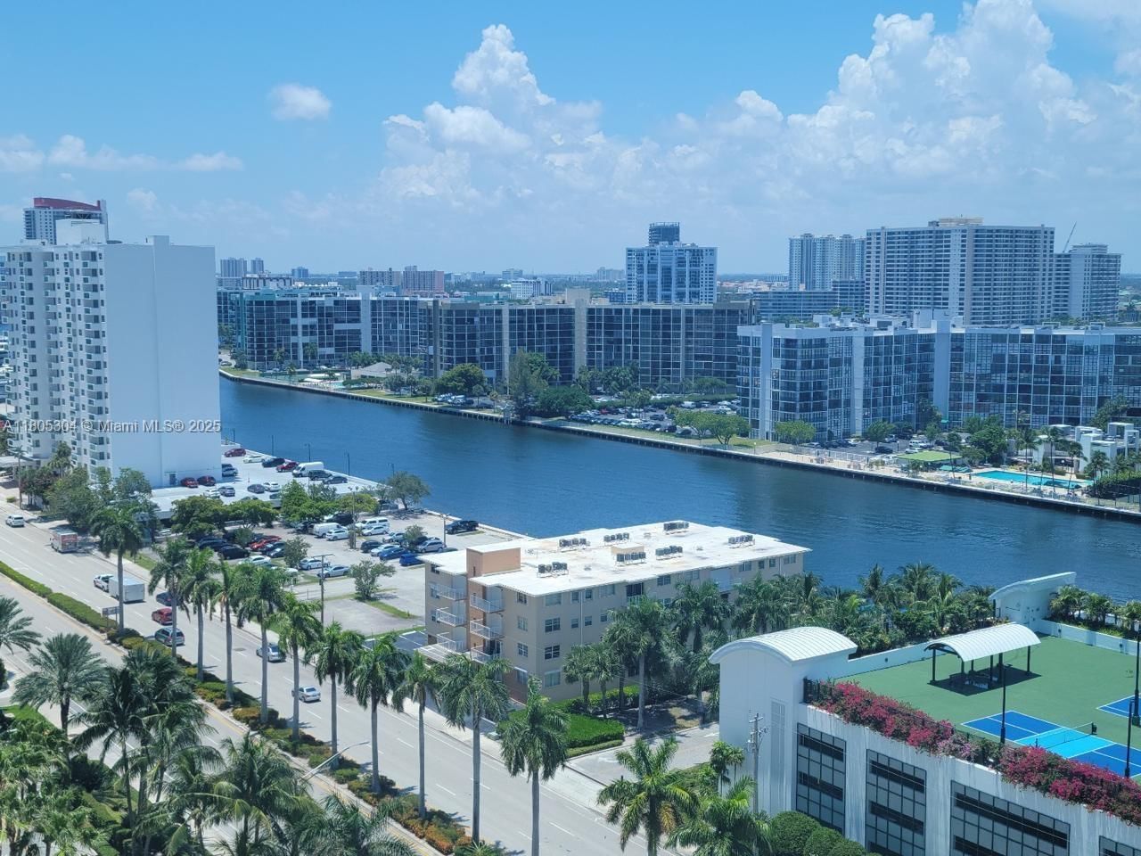 Real estate property located at 2501 Ocean Dr #1634, Broward, Wave Condo, Hollywood, FL