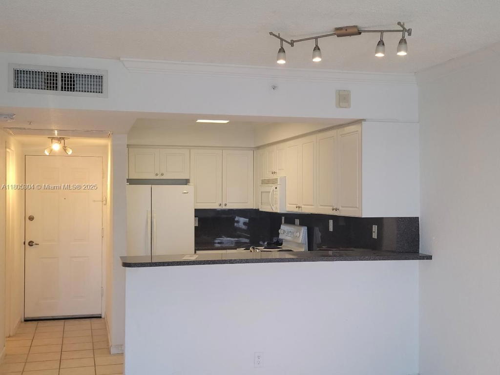 Real estate property located at 2501 Ocean Dr #1634, Broward, Wave Condo, Hollywood, FL