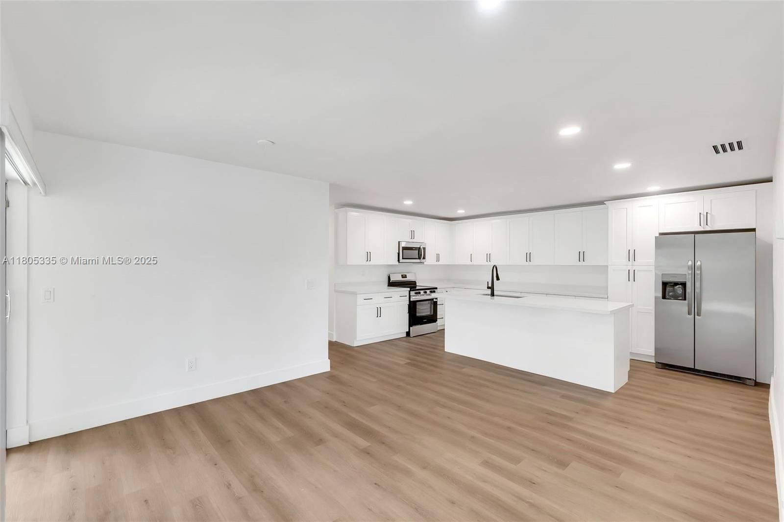 Real estate property located at 8840 18th Rd, Palm Beach, Sandalfoot Cove Sec 9, Boca Raton, FL