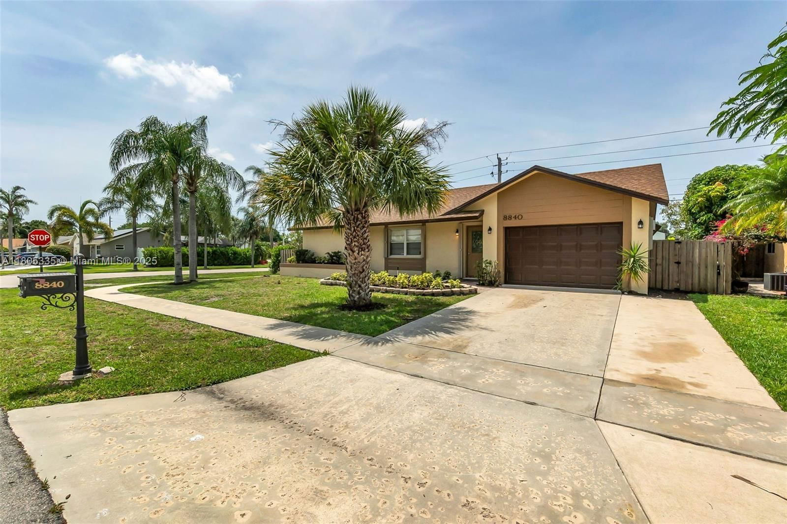 Real estate property located at 8840 18th Rd, Palm Beach, Sandalfoot Cove Sec 9, Boca Raton, FL