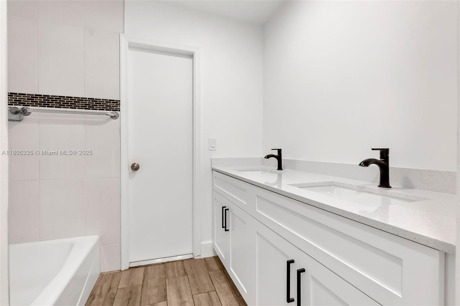 Real estate property located at 8840 18th Rd, Palm Beach, Sandalfoot Cove Sec 9, Boca Raton, FL