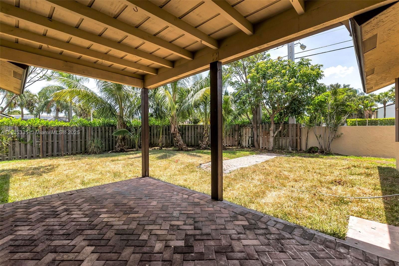 Real estate property located at 8840 18th Rd, Palm Beach, Sandalfoot Cove Sec 9, Boca Raton, FL