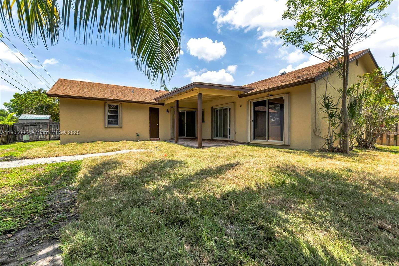 Real estate property located at 8840 18th Rd, Palm Beach, Sandalfoot Cove Sec 9, Boca Raton, FL