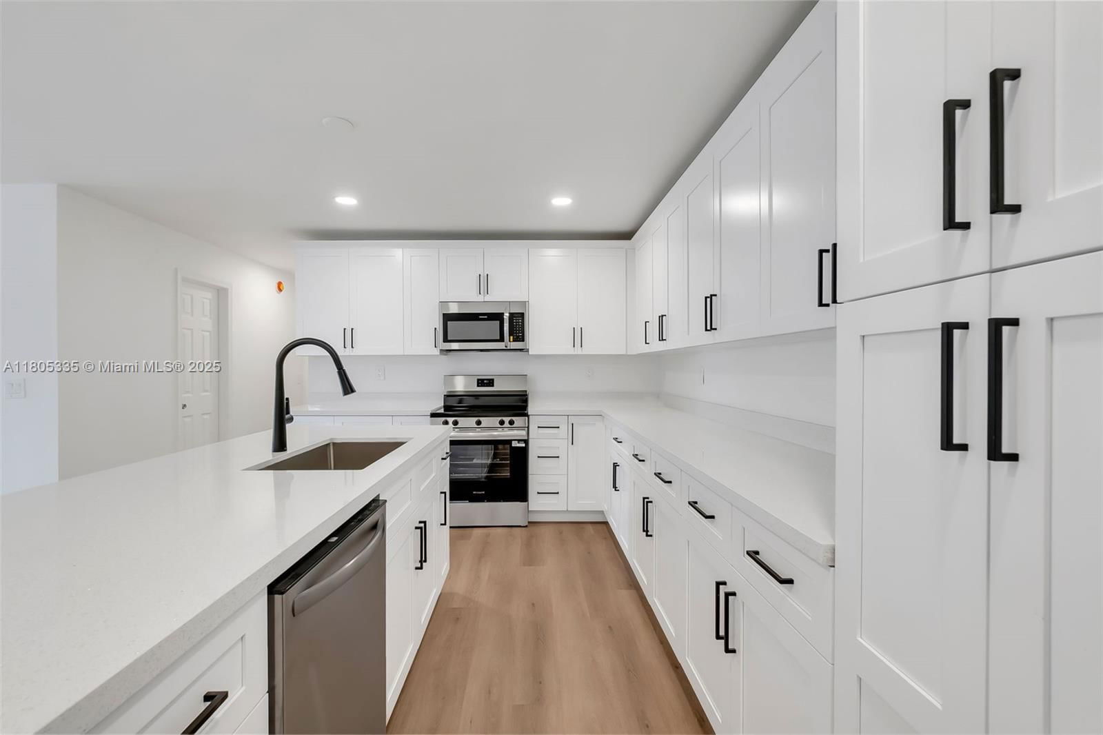 Real estate property located at 8840 18th Rd, Palm Beach, Sandalfoot Cove Sec 9, Boca Raton, FL