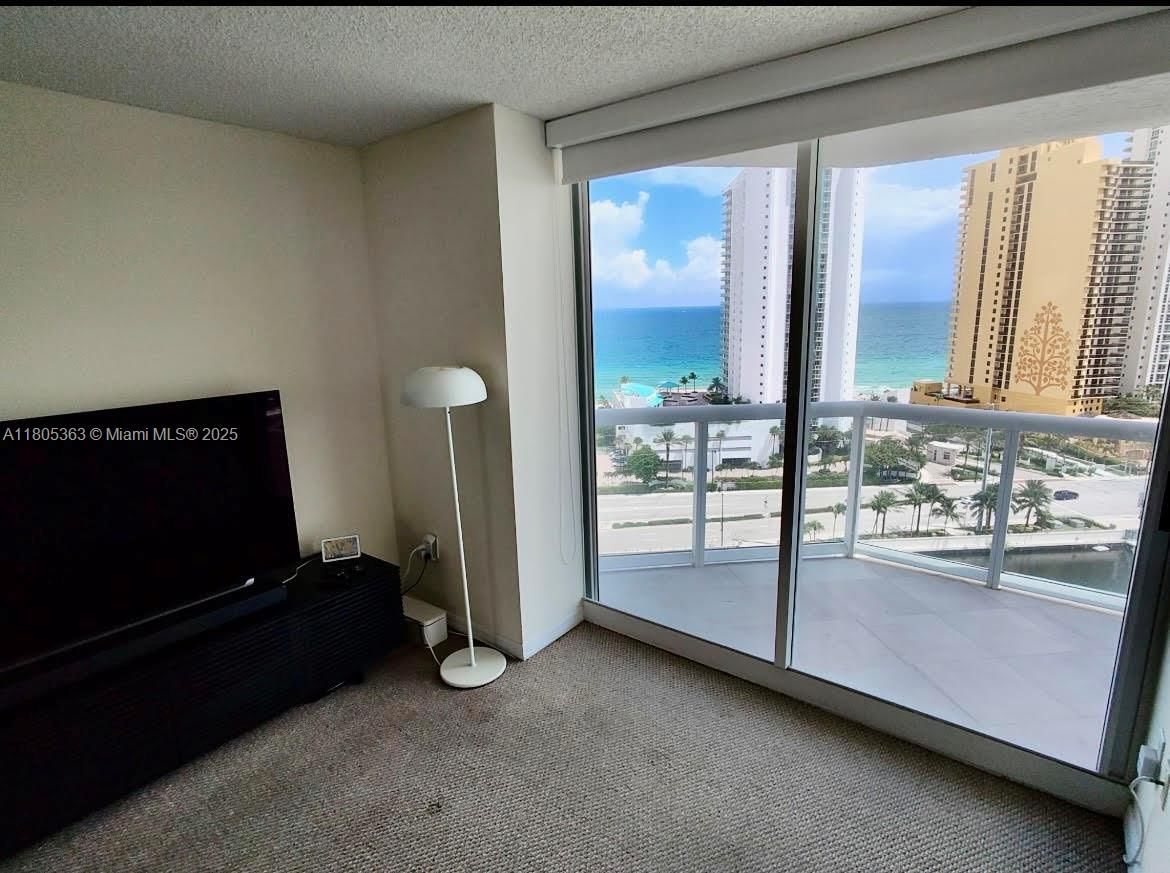 Real estate property located at 16400 Collins Ave #1743, Miami-dade, Oceania Iv Condo, Sunny Isles Beach, FL