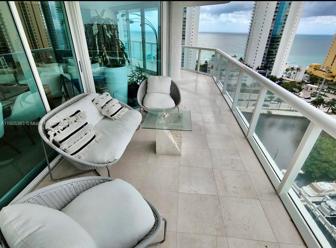 Real estate property located at 16400 Collins Ave #1743, Miami-dade, Oceania Iv Condo, Sunny Isles Beach, FL