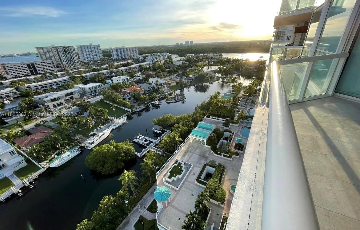Real estate property located at 16400 Collins Ave #1743, Miami-dade, Oceania Iv Condo, Sunny Isles Beach, FL