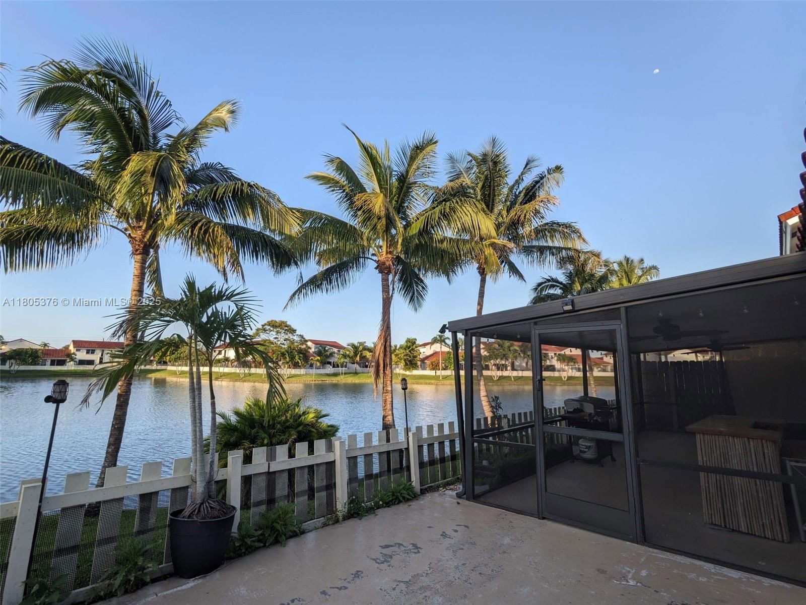 Real estate property located at 2711 San Remo Cir, Miami-dade, San Remo, Homestead, FL