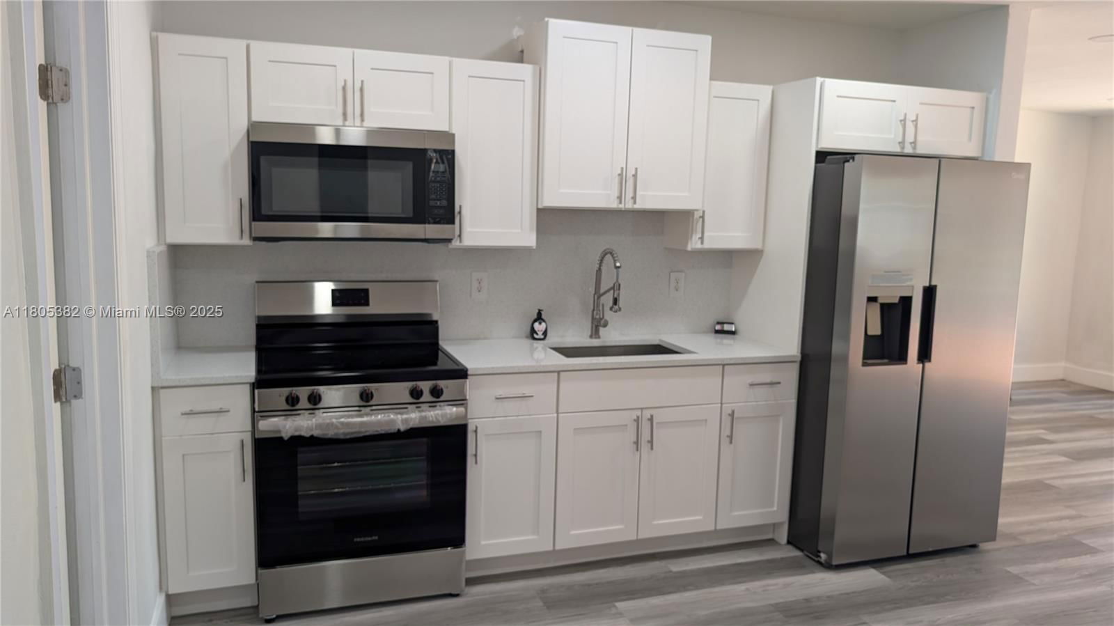 Real estate property located at 3601 72nd Ave, Broward, Driftwood Acres No 16, Hollywood, FL