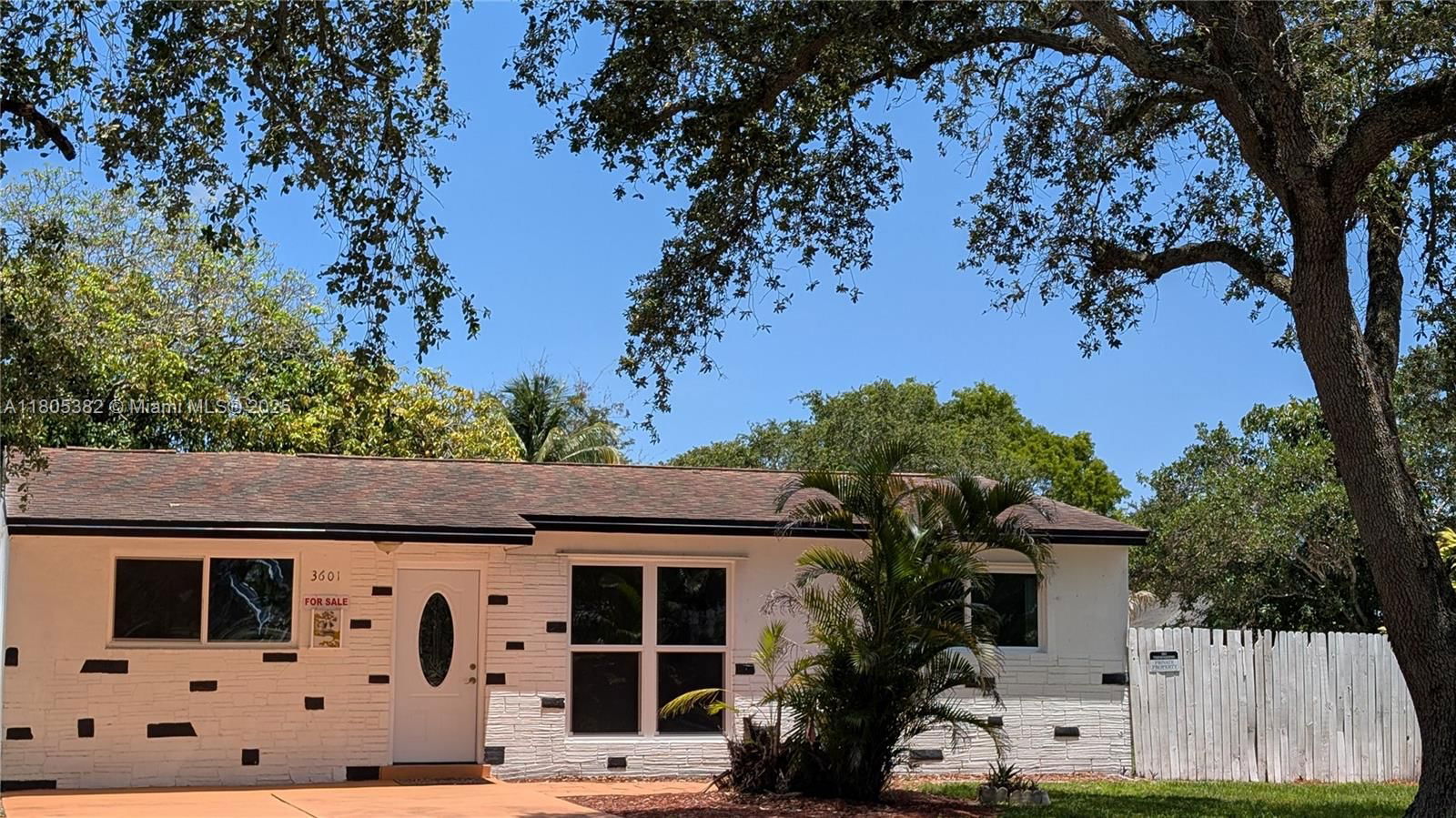 Real estate property located at 3601 72nd Ave, Broward, Driftwood Acres No 16, Hollywood, FL
