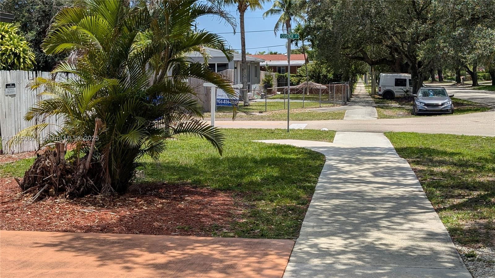 Real estate property located at 3601 72nd Ave, Broward, Driftwood Acres No 16, Hollywood, FL