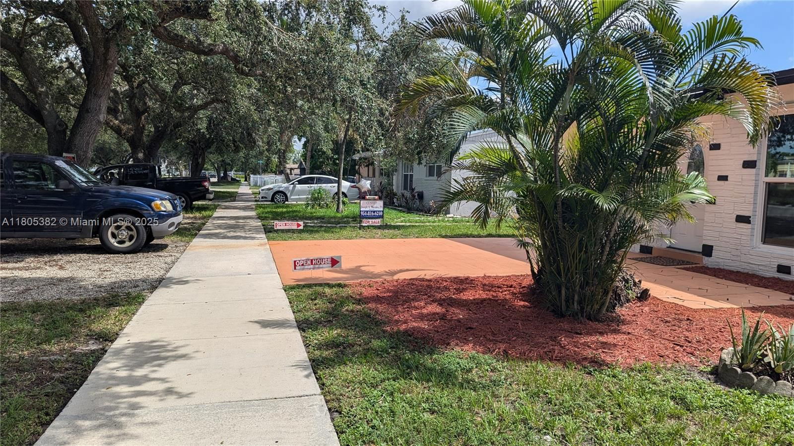 Real estate property located at 3601 72nd Ave, Broward, Driftwood Acres No 16, Hollywood, FL