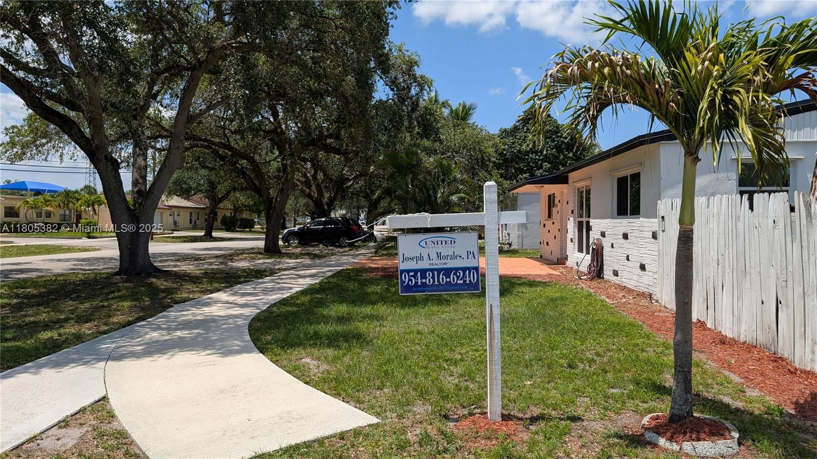 Real estate property located at 3601 72nd Ave, Broward, Driftwood Acres No 16, Hollywood, FL