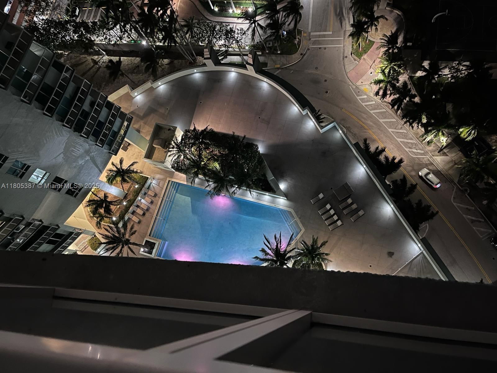 Real estate property located at 1900 Bayshore Dr #2804, Miami-dade, Quantum On The Bay Condo, Miami, FL