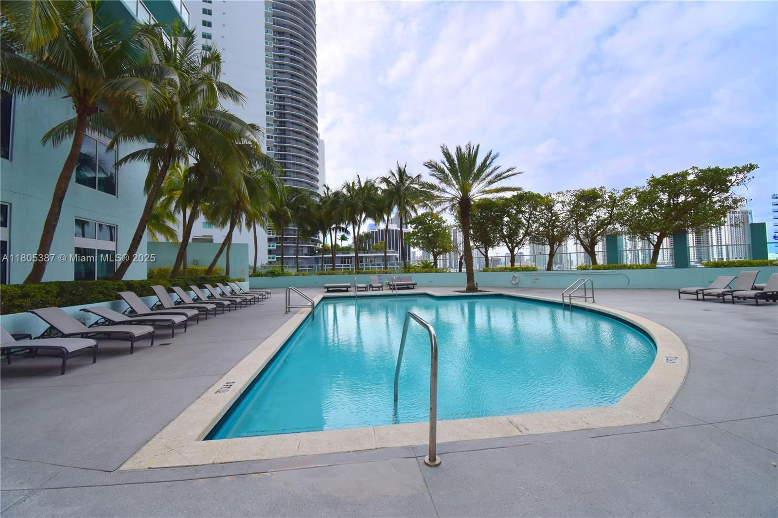 Real estate property located at 1900 Bayshore Dr #2804, Miami-dade, Quantum On The Bay Condo, Miami, FL