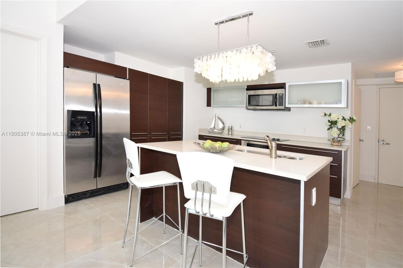 Real estate property located at 1900 Bayshore Dr #2804, Miami-dade, Quantum On The Bay Condo, Miami, FL