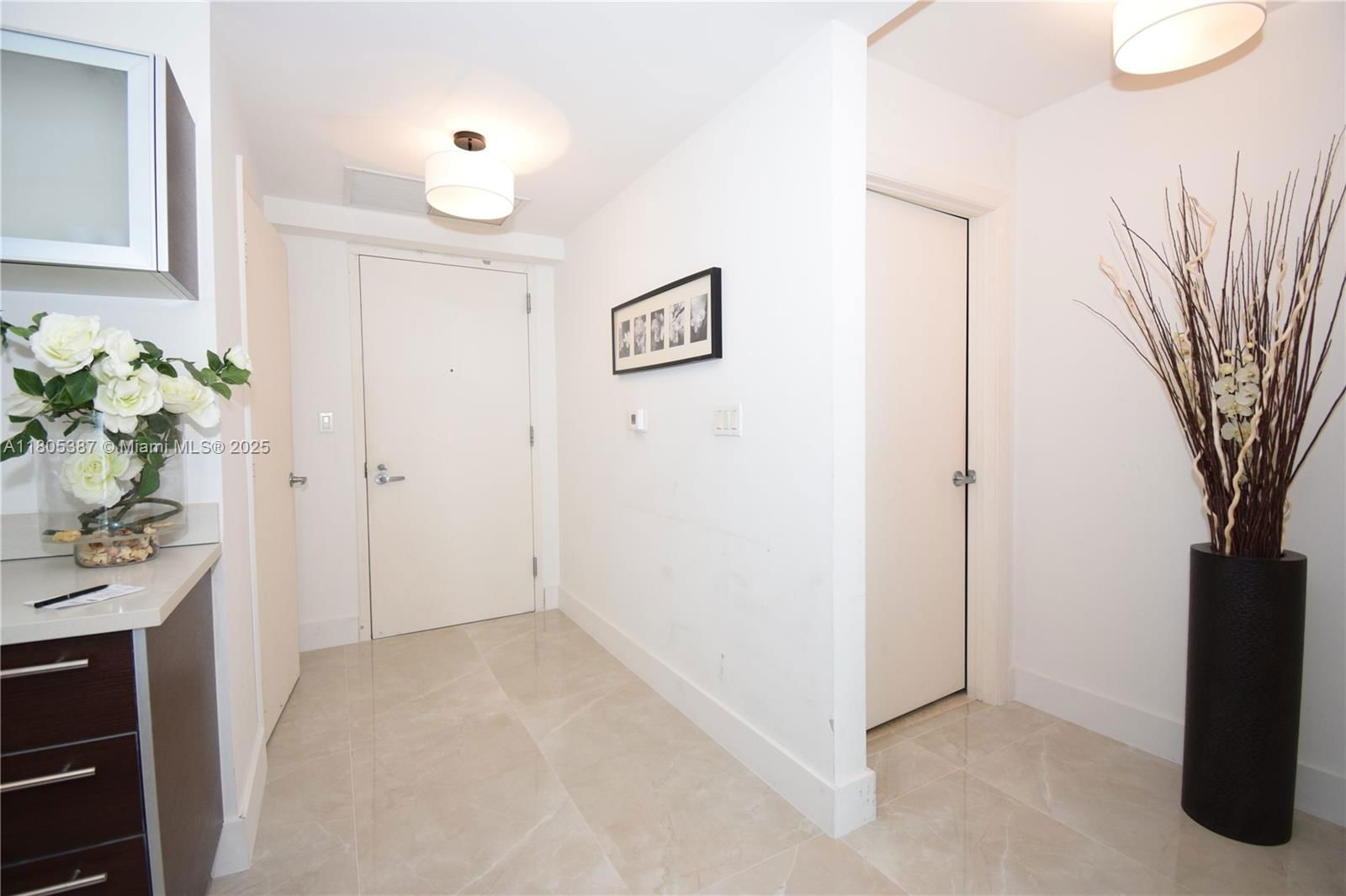 Real estate property located at 1900 Bayshore Dr #2804, Miami-dade, Quantum On The Bay Condo, Miami, FL