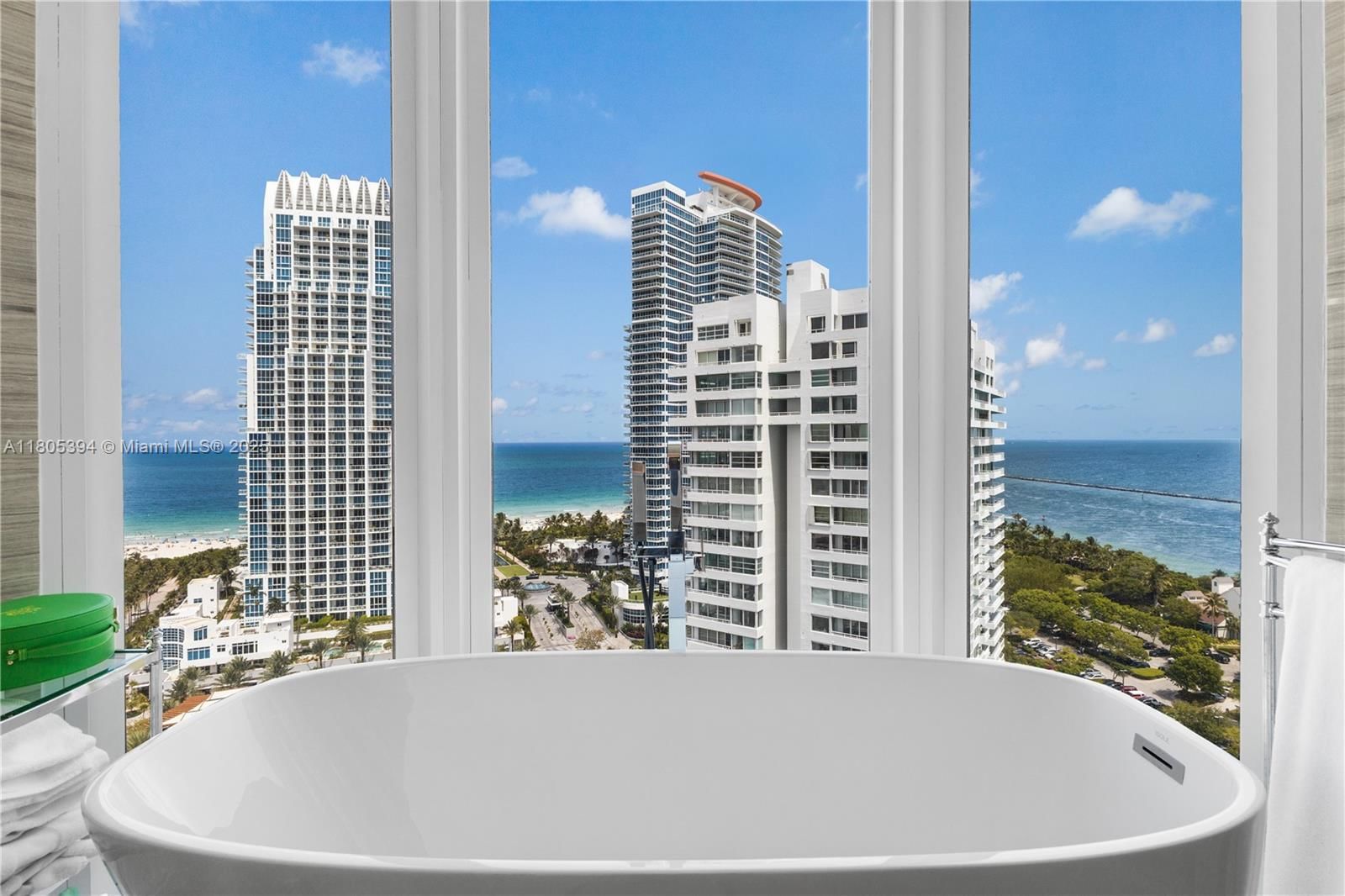 Real estate property located at 300 Pointe Dr #2005, Miami-dade, Portofino Tower Condo, Miami Beach, FL