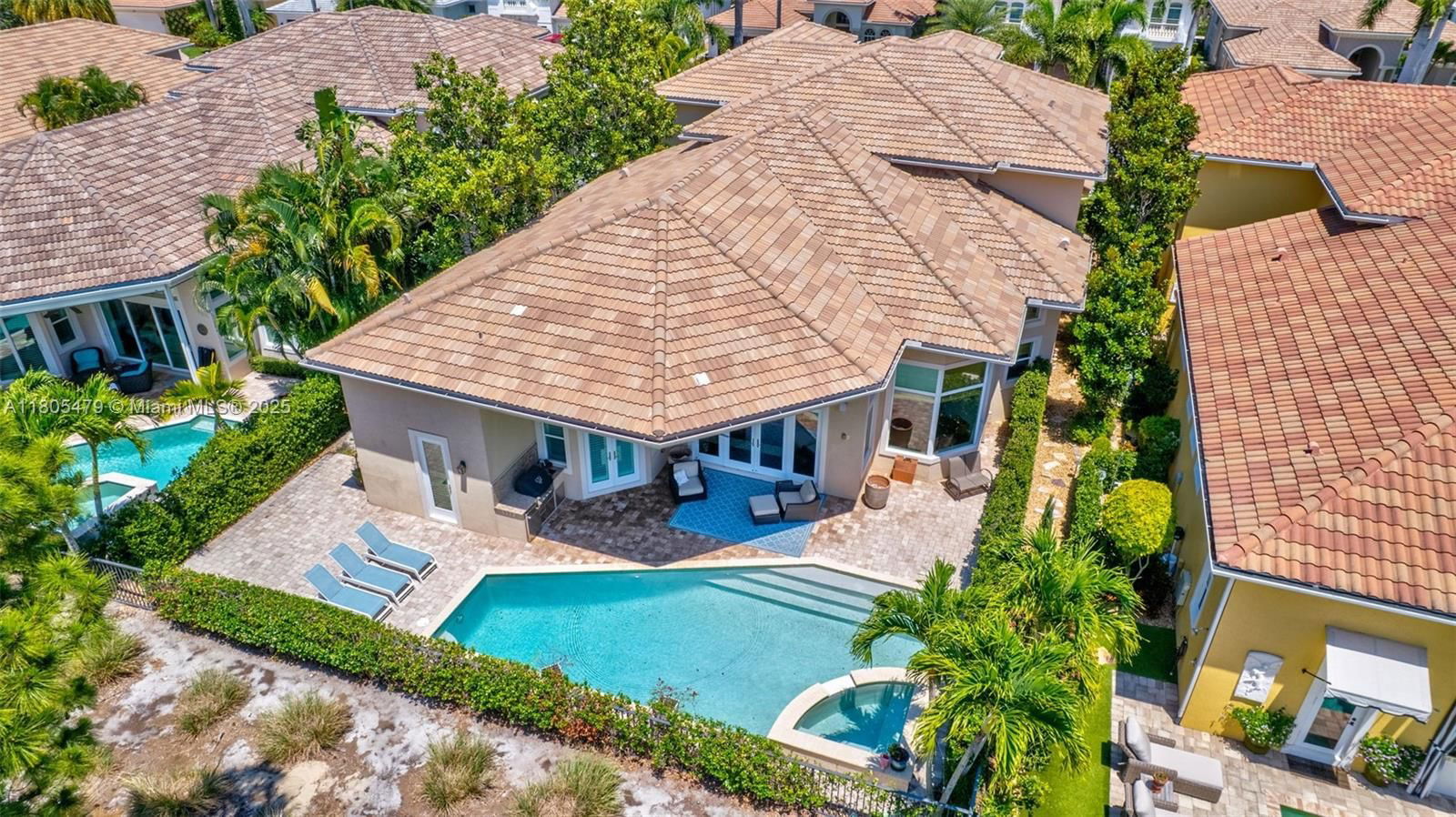Real estate property located at 333 Charroux Dr, Palm Beach, Frenchmans Reserve Pod C, Palm Beach Gardens, FL