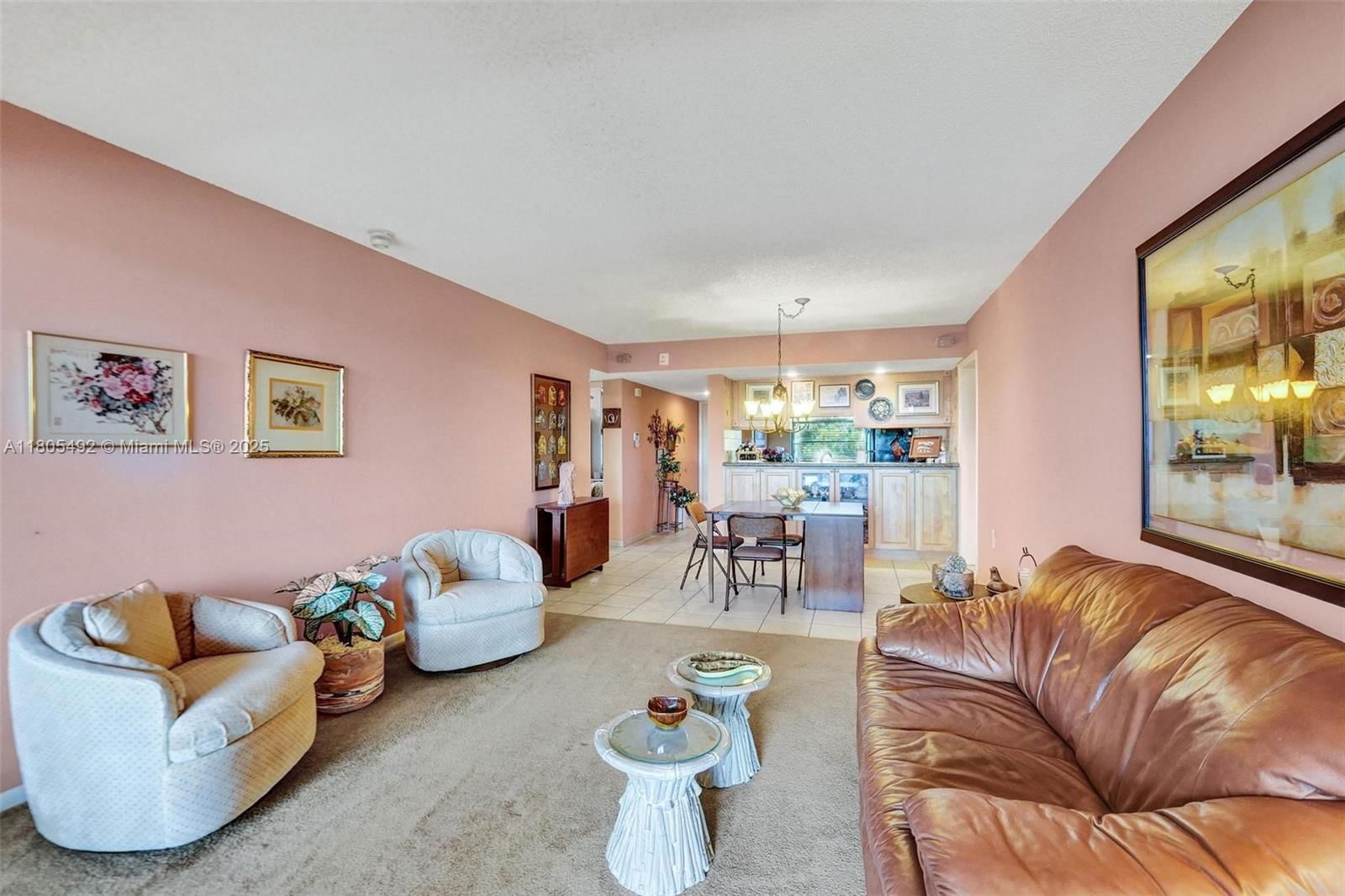 Real estate property located at 1510 Whitehall Dr #402, Broward, Condo 5 Of Whitehall Cond, Davie, FL