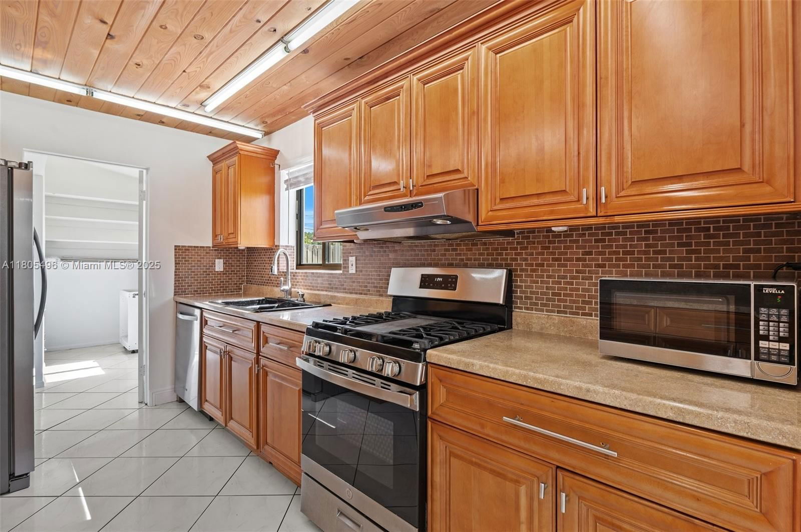 Real estate property located at 610 51st Ave, Broward, Margate Estates Sec 2, Margate, FL