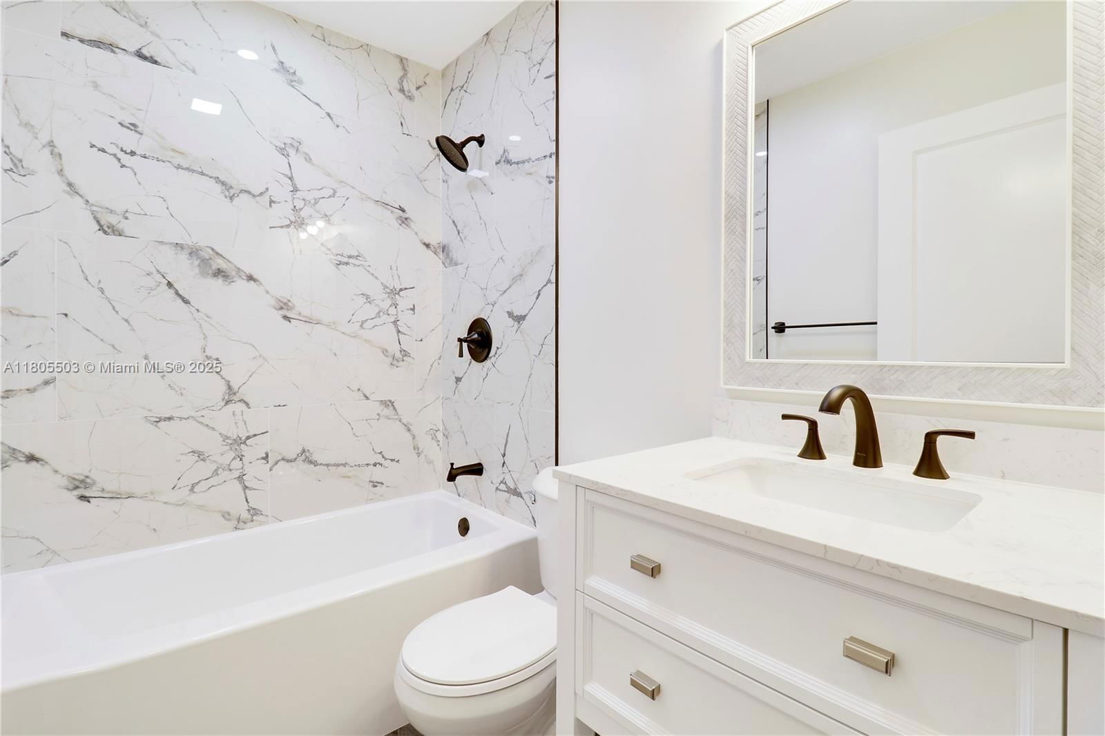 Real estate property located at 143 Greentree Circle, Palm Beach, Jupiter Village Ph Ix, Jupiter, FL