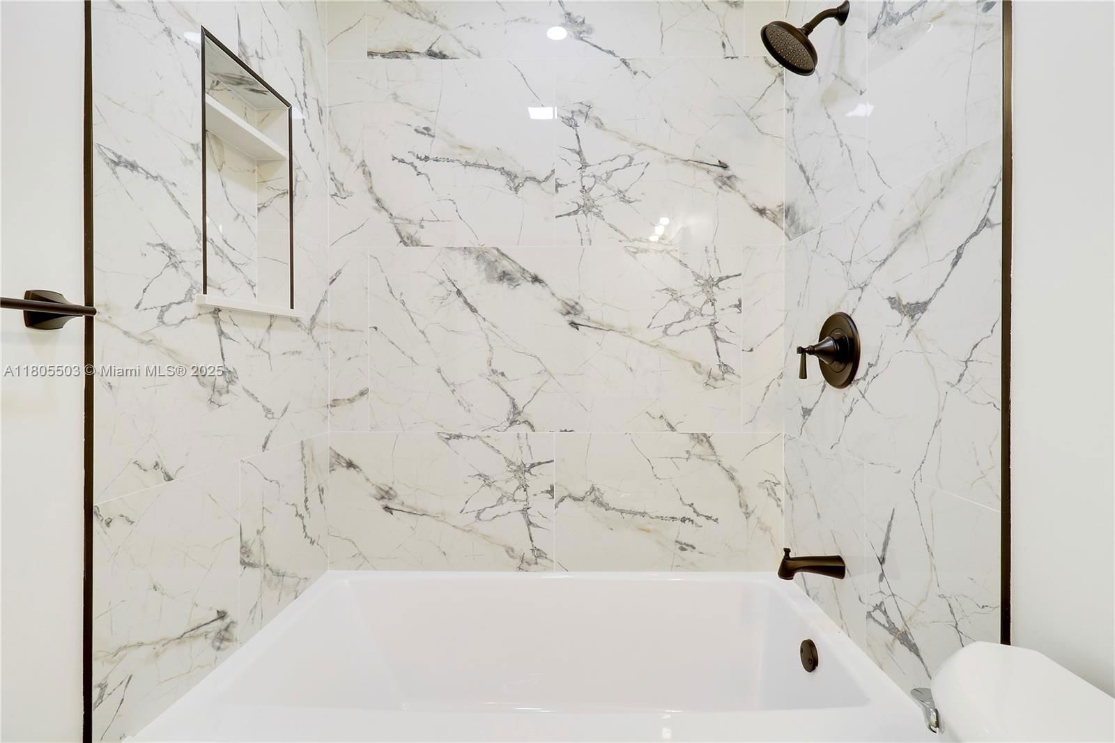 Real estate property located at 143 Greentree Circle, Palm Beach, Jupiter Village Ph Ix, Jupiter, FL