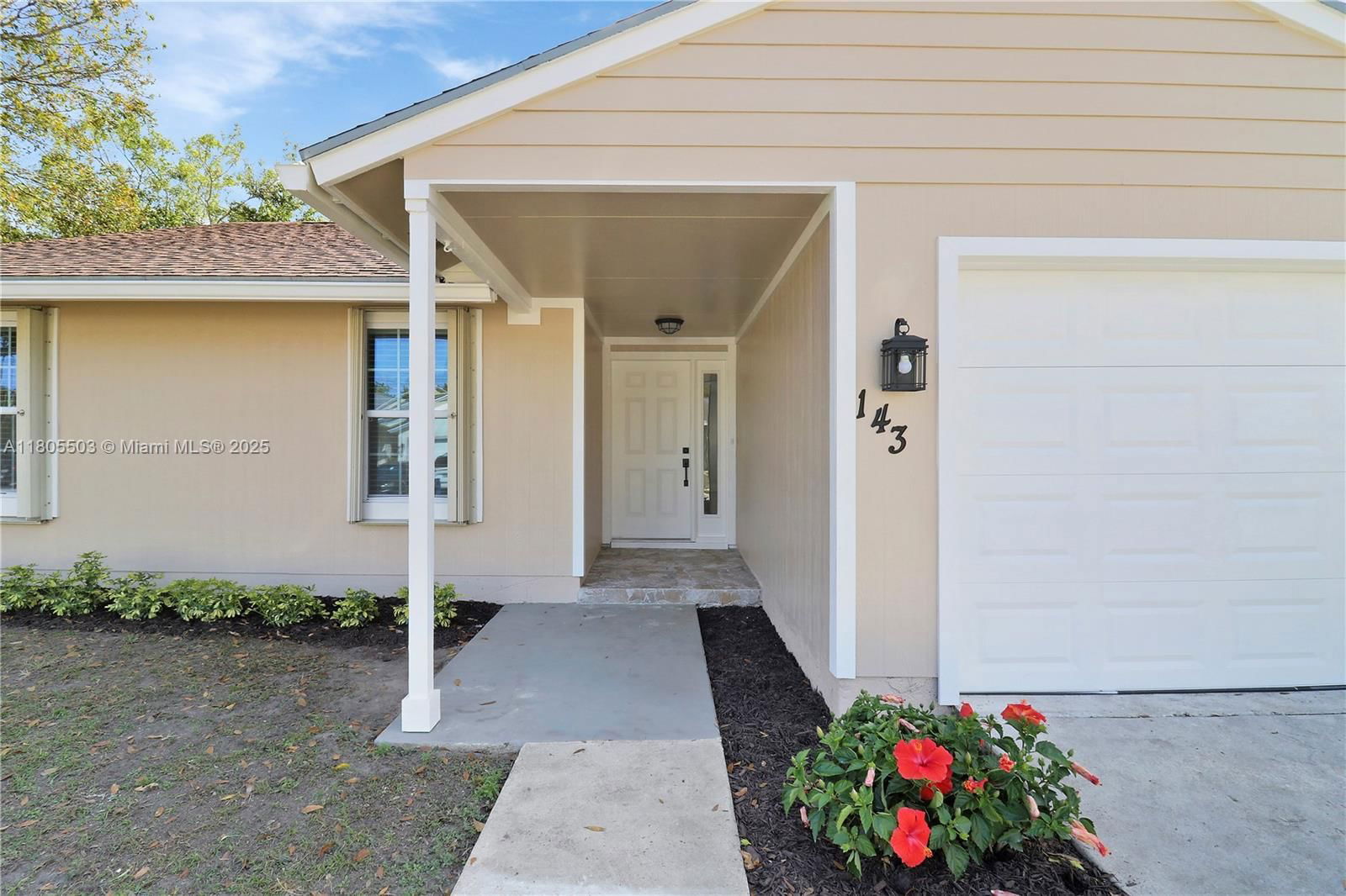 Real estate property located at 143 Greentree Circle, Palm Beach, Jupiter Village Ph Ix, Jupiter, FL