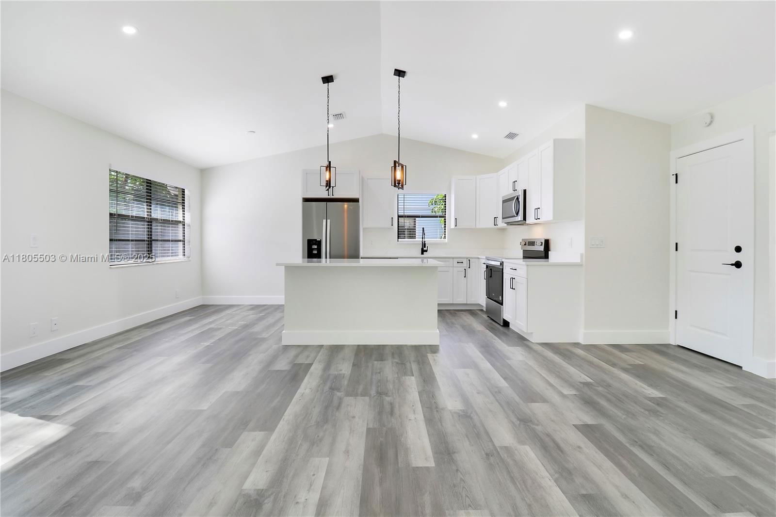 Real estate property located at 143 Greentree Circle, Palm Beach, Jupiter Village Ph Ix, Jupiter, FL
