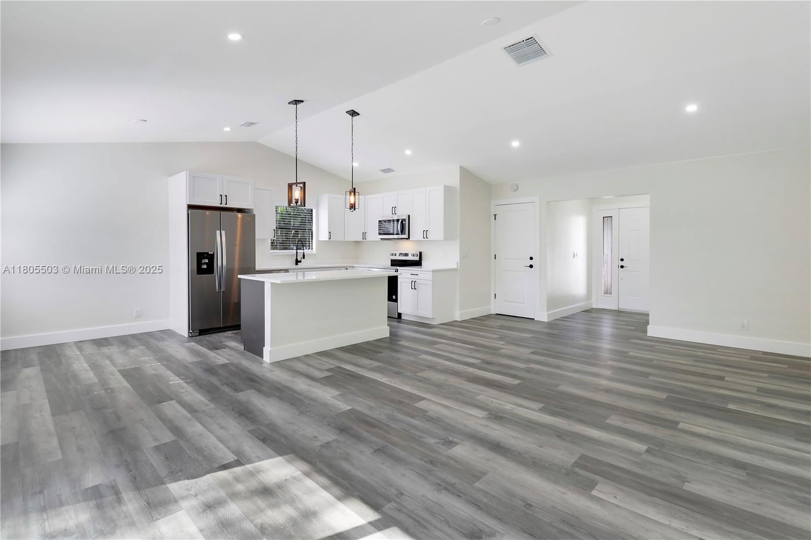 Real estate property located at 143 Greentree Circle, Palm Beach, Jupiter Village Ph Ix, Jupiter, FL