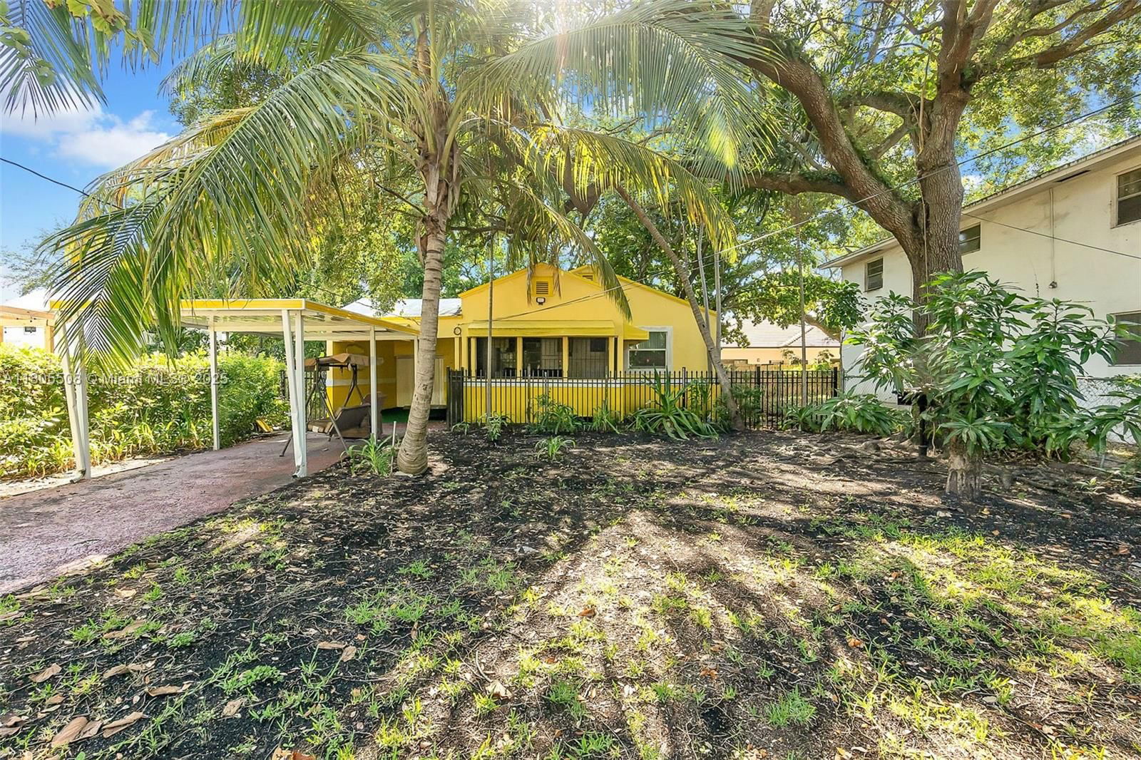 Real estate property located at 5437 4th Ave, Miami-dade, Buena Vista Gardens, Miami, FL
