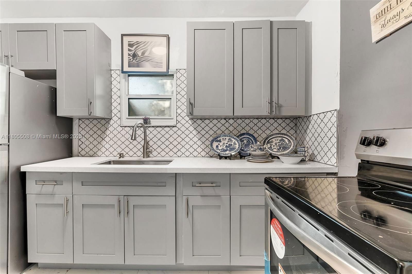 Real estate property located at 5437 4th Ave, Miami-dade, Buena Vista Gardens, Miami, FL