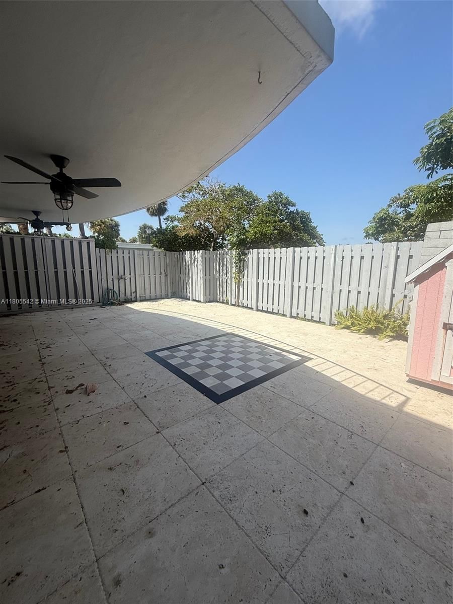 Real estate property located at 288 Sea View Dr C2, Miami-dade, Cape Fla Club Condo Clust, Key Biscayne, FL