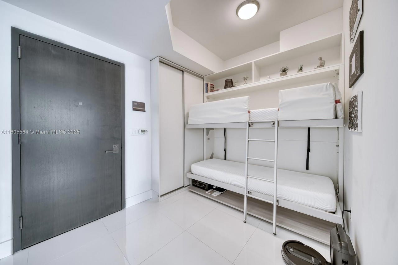 Real estate property located at 1080 Brickell Ave #3802, Miami-dade, The Bond (1080 Brickell), Miami, FL