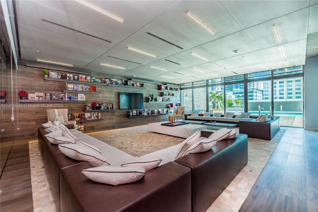 Real estate property located at 1080 Brickell Ave #3802, Miami-dade, The Bond (1080 Brickell), Miami, FL