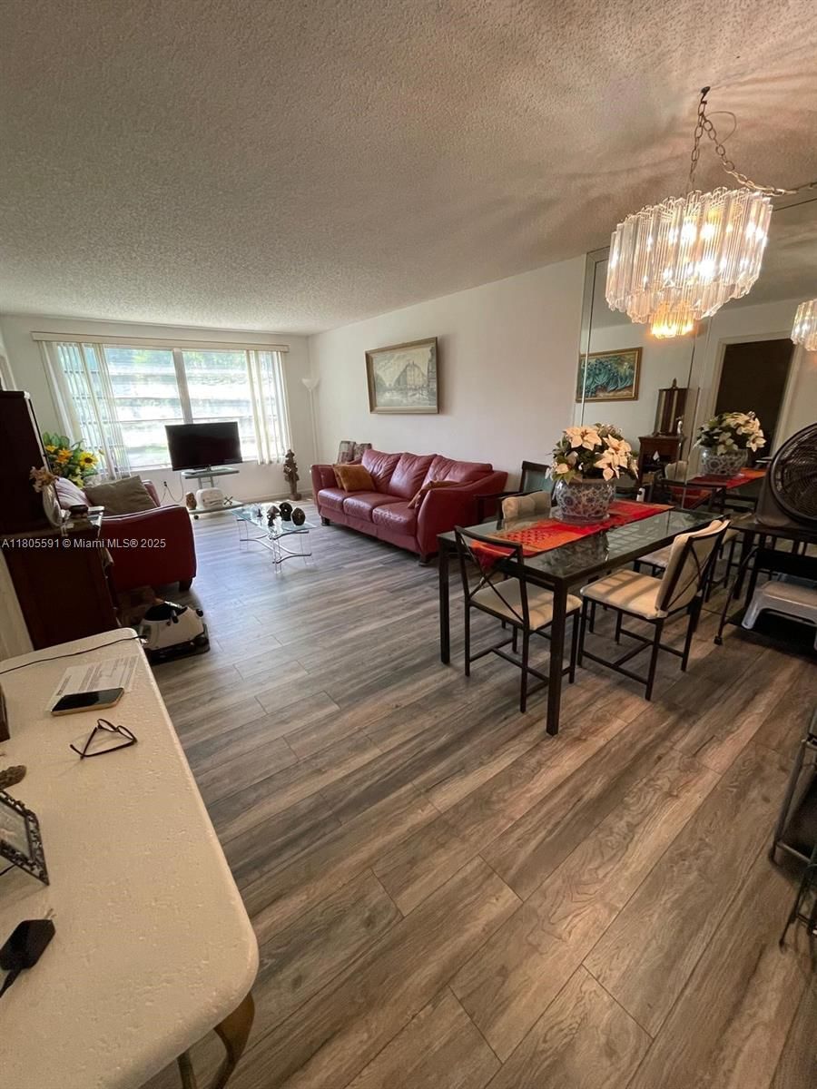 Real estate property located at 7400 17th St #209, Broward, Omega Condo No 5, Plantation, FL