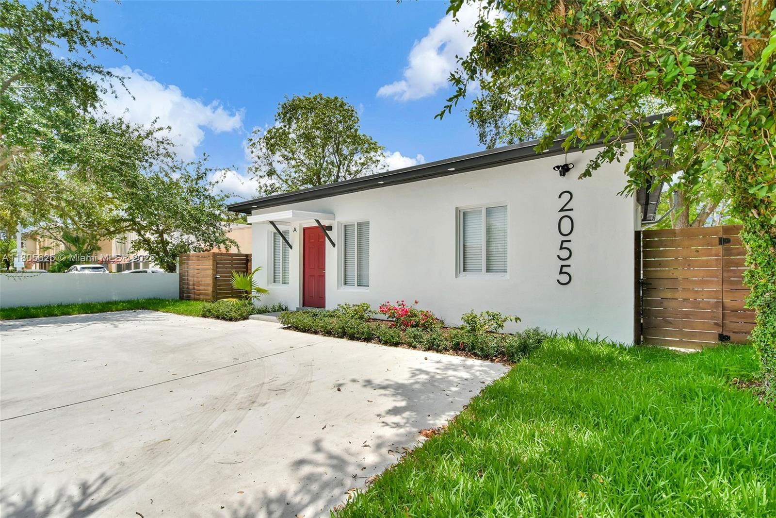 Real estate property located at 2055 140th St, Miami-dade, Arch Creek Highlands, North Miami Beach, FL