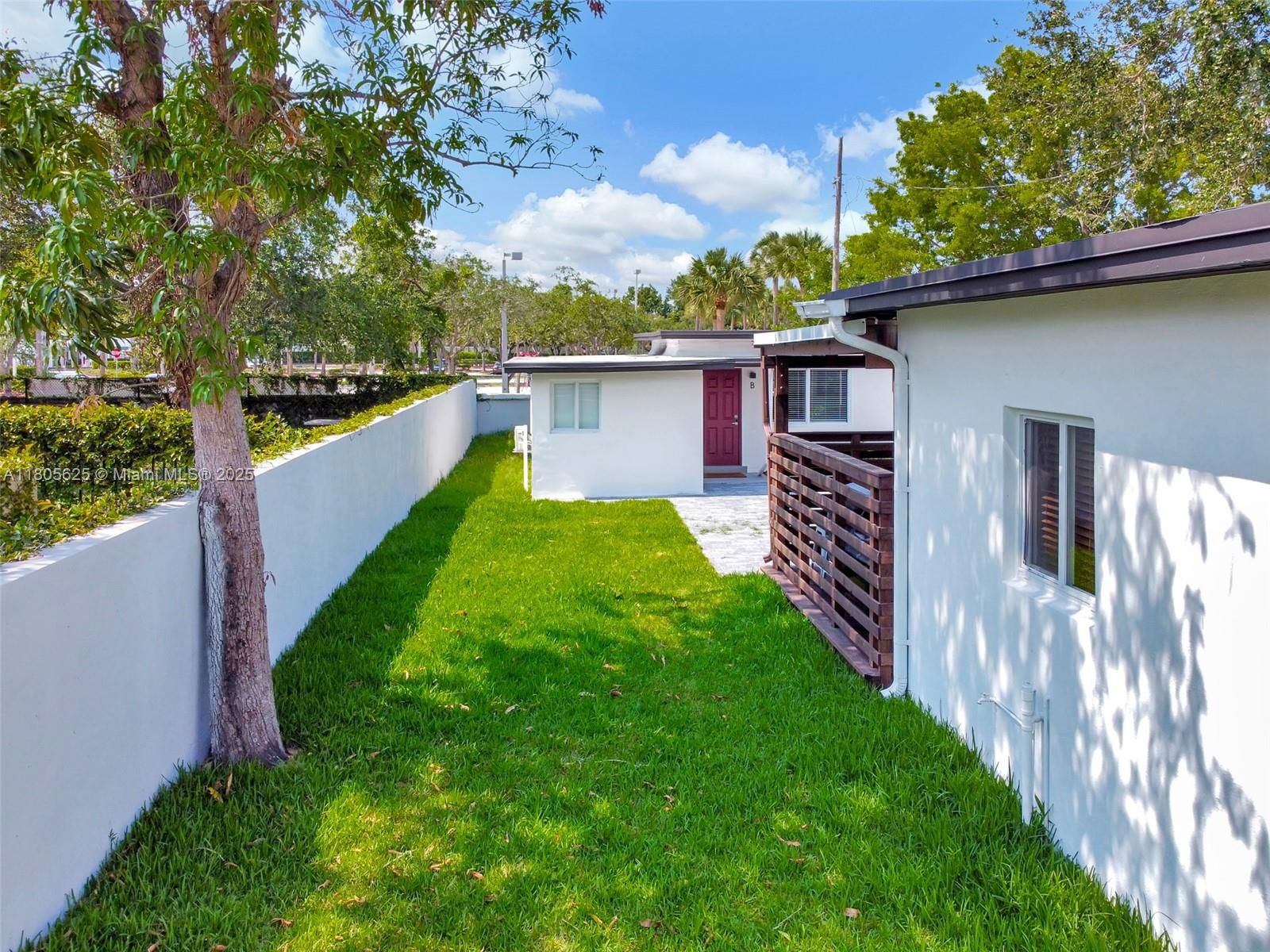Real estate property located at 2055 140th St, Miami-dade, Arch Creek Highlands, North Miami Beach, FL