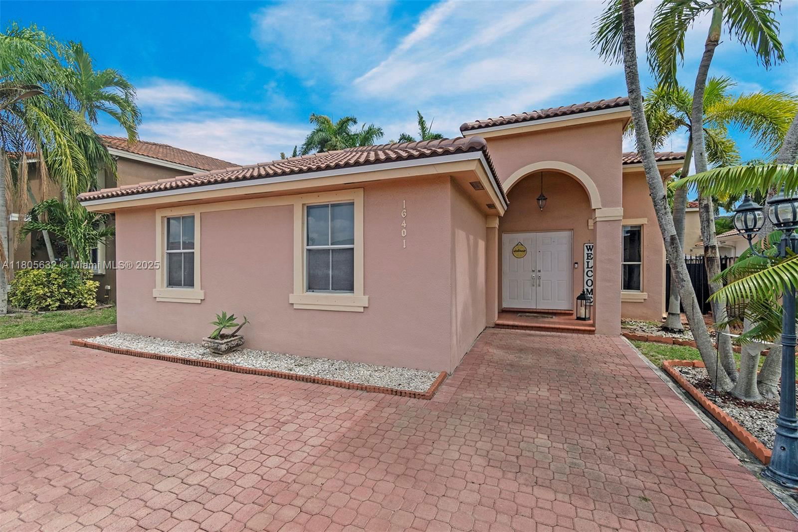 Real estate property located at 16401 94th St, Miami-dade, Forest Lakes Homes, Miami, FL