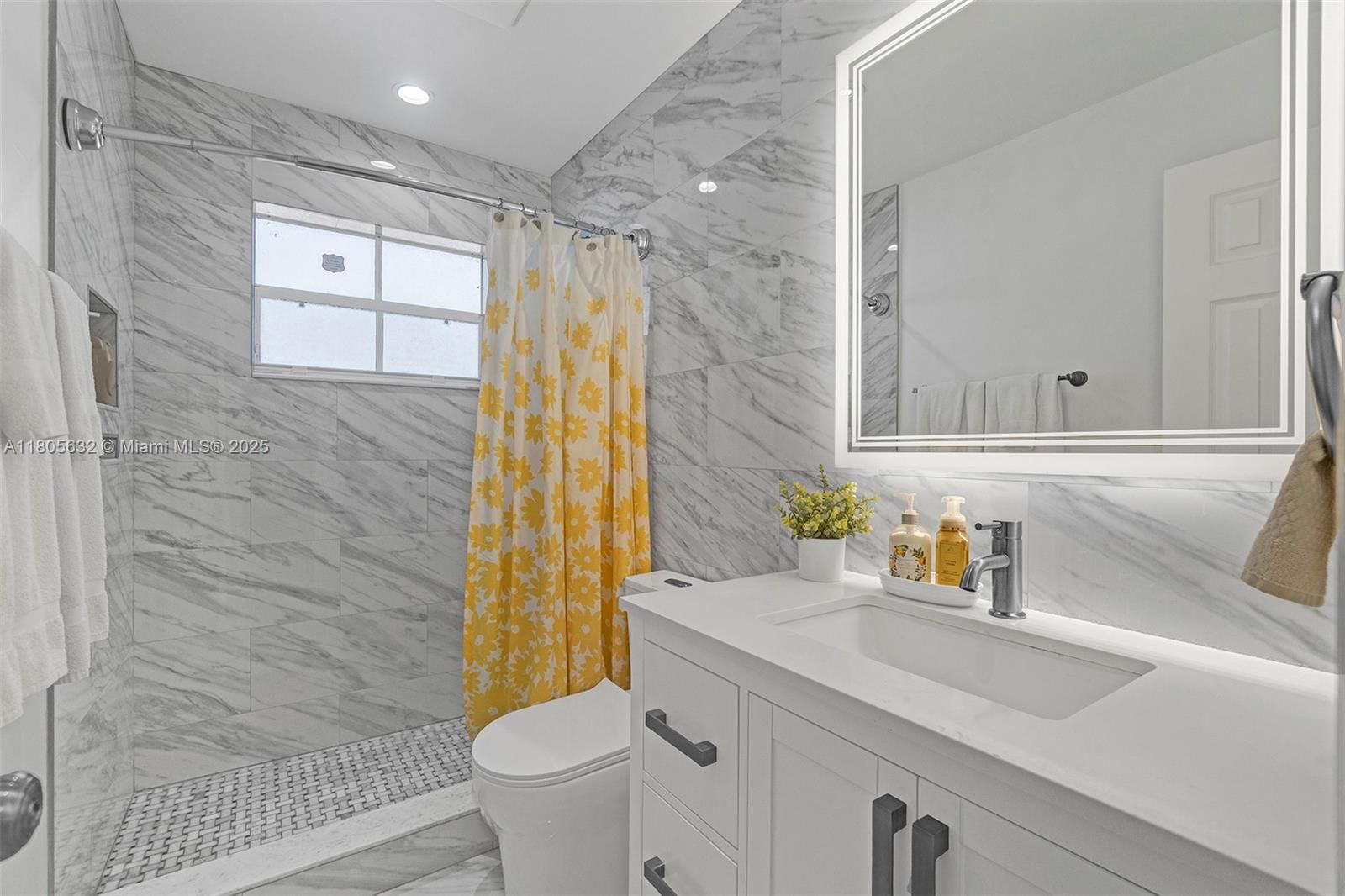 Real estate property located at 16401 94th St, Miami-dade, Forest Lakes Homes, Miami, FL