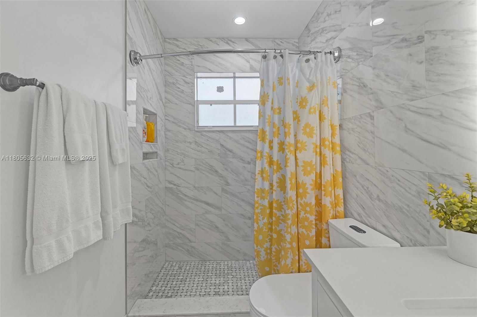 Real estate property located at 16401 94th St, Miami-dade, Forest Lakes Homes, Miami, FL