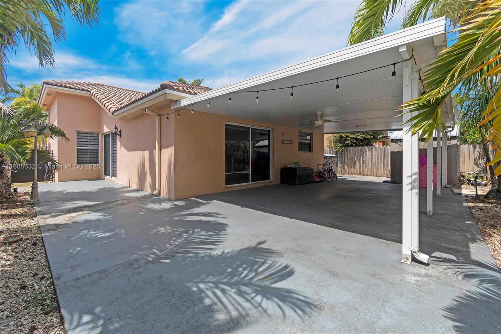 Real estate property located at 16401 94th St, Miami-dade, Forest Lakes Homes, Miami, FL