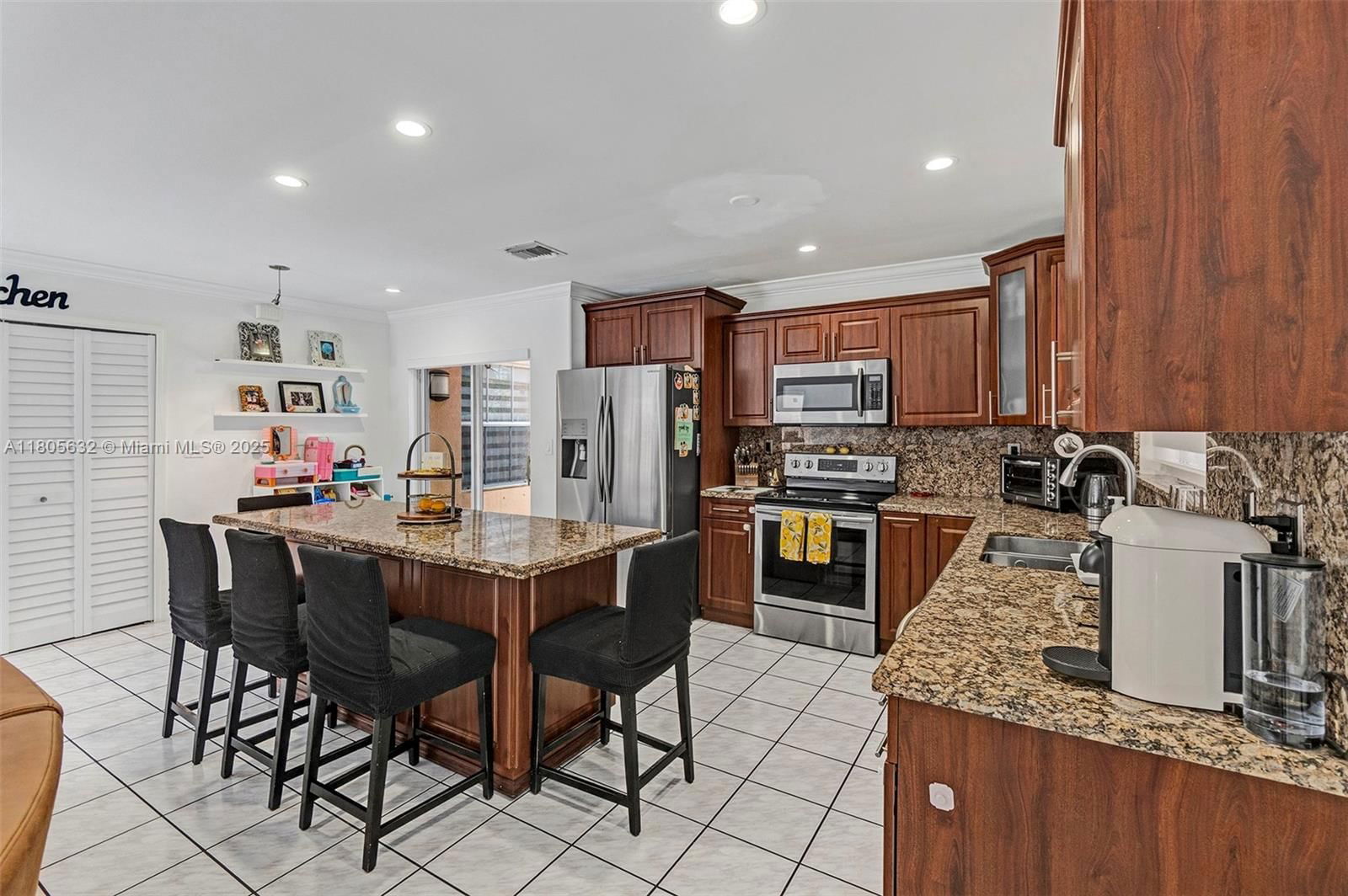 Real estate property located at 16401 94th St, Miami-dade, Forest Lakes Homes, Miami, FL