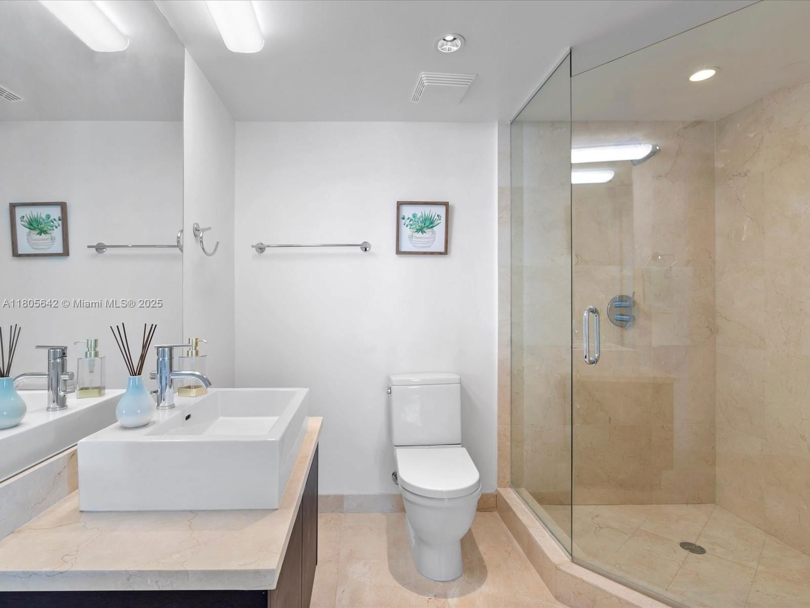 Real estate property located at 200 Sunny Isles Blvd #2-UPH3, Miami-dade, St Tropez On The Bay Ii C, Sunny Isles Beach, FL