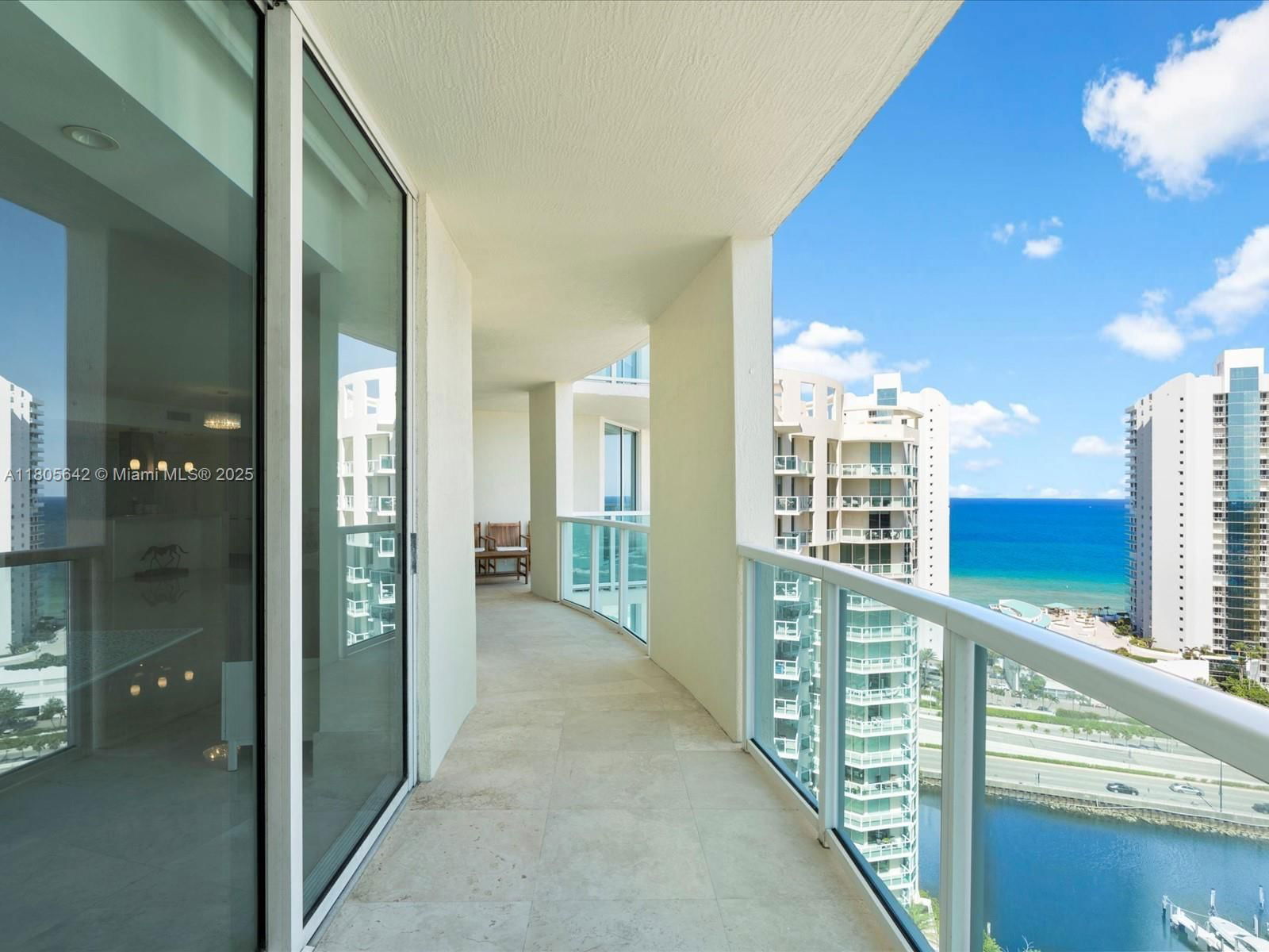 Real estate property located at 200 Sunny Isles Blvd #2-UPH3, Miami-dade, St Tropez On The Bay Ii C, Sunny Isles Beach, FL