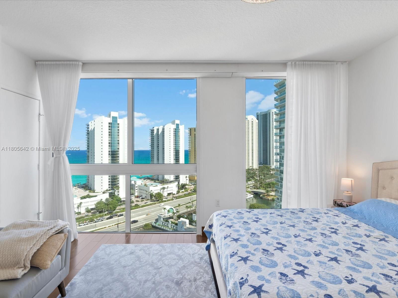 Real estate property located at 200 Sunny Isles Blvd #2-UPH3, Miami-dade, St Tropez On The Bay Ii C, Sunny Isles Beach, FL