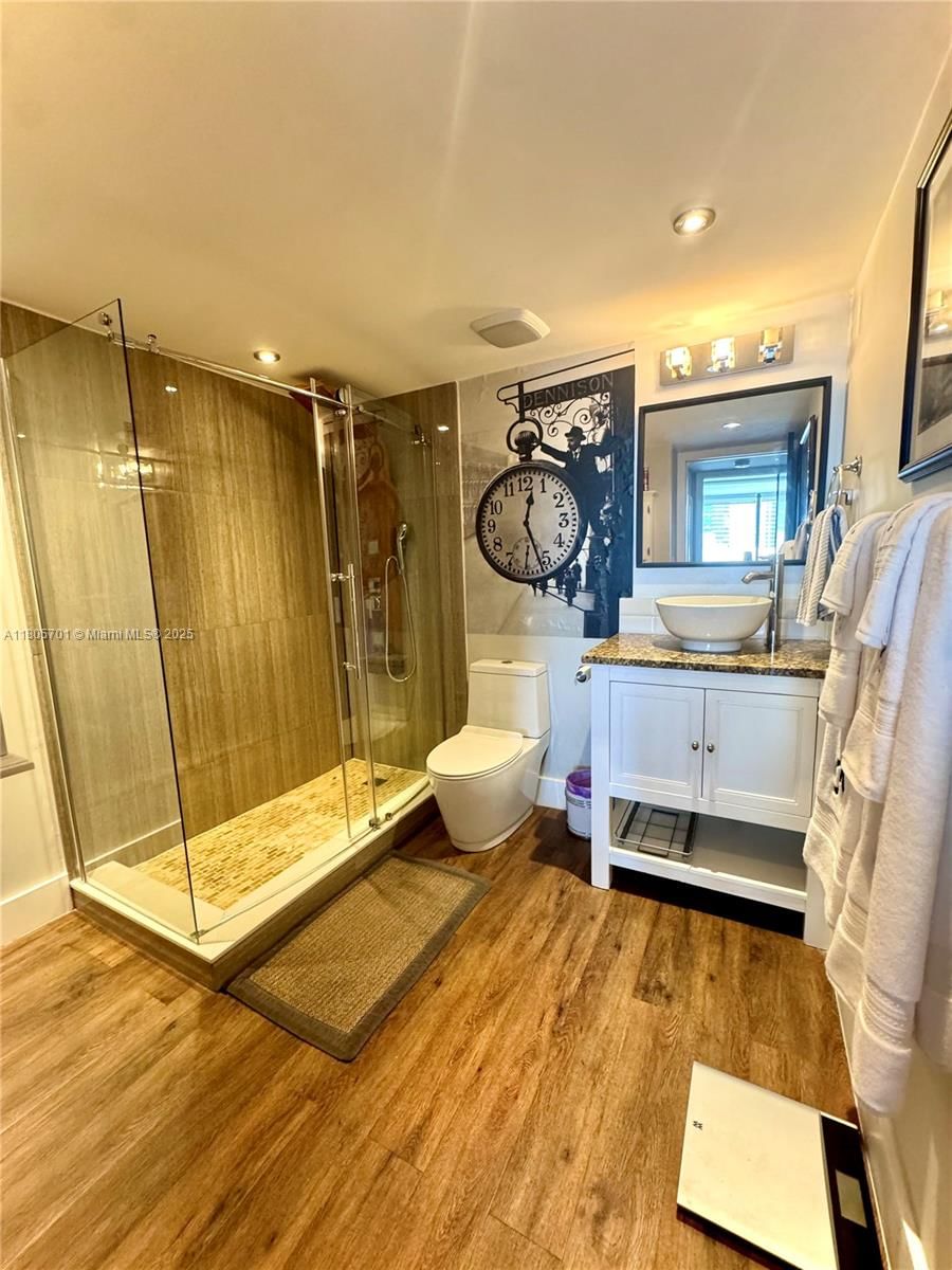 Real estate property located at 200 Leslie Dr #817, Broward, 200 Leslie Condo, Hallandale Beach, FL