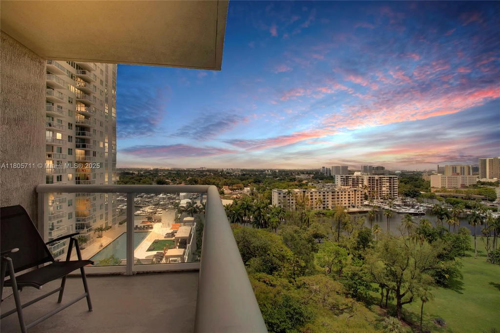 Real estate property located at 1871 S River Dr #1407, Miami-dade, Terrazas Riverpark Villag, Miami, FL
